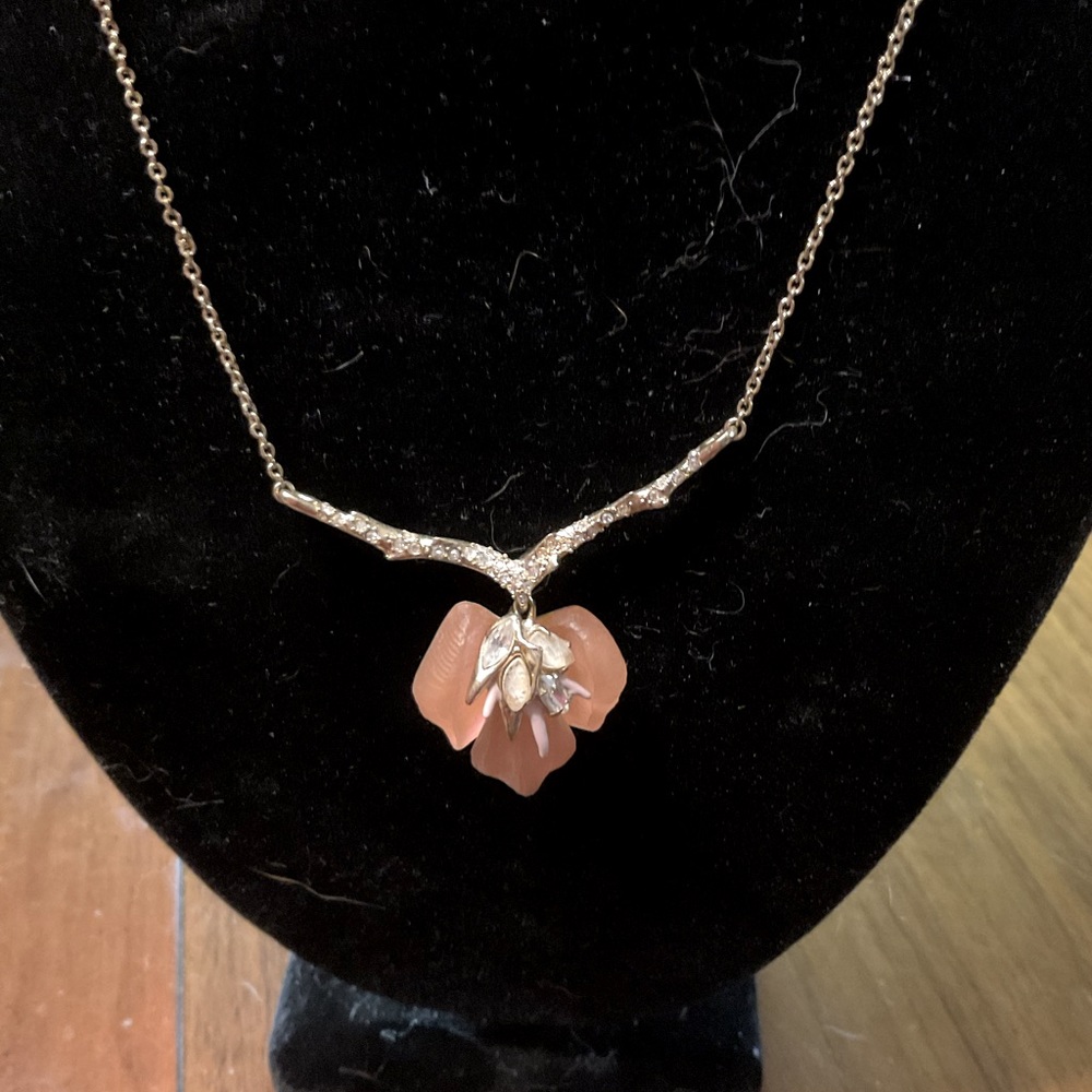 Alexis Bittar lucite floral crystal necklace. Beautiful!!